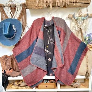 BB Dakota by Steve Madden Reversible boho fleece Cape/body wrap equestrian vibe